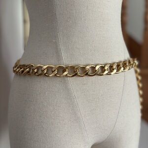 Y2K Gold Tone Chuny Chain Link Adjustable Belt